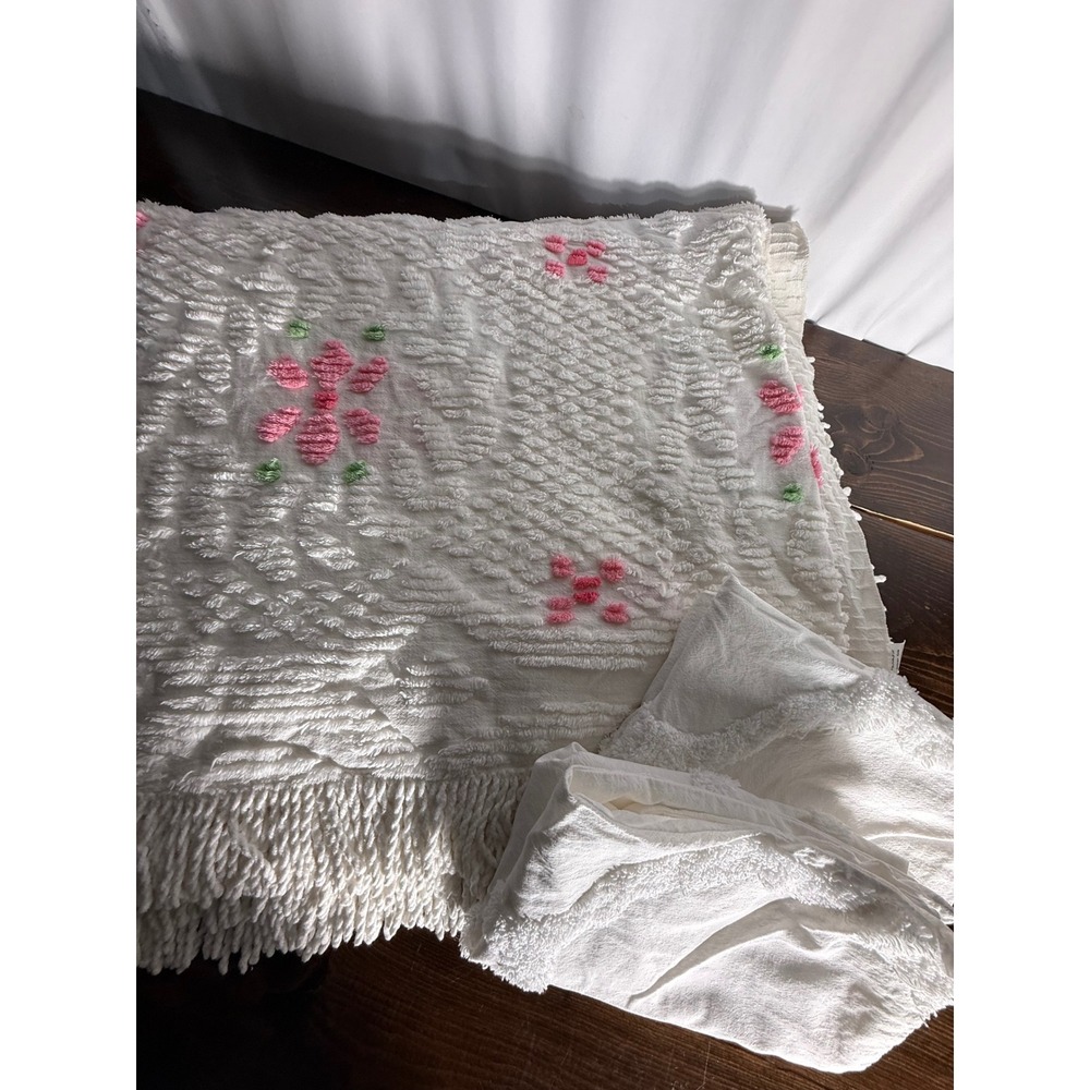 VTG JCPenney Chenille Bedspread Set White Pink Floral Fringe Cottagecore 2 Shams